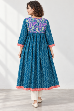 Teal Bloom Paisley Flared Kurti - Image 3